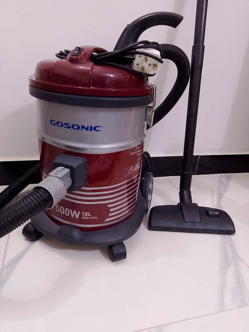 للبيع غراض بيت  ***********
