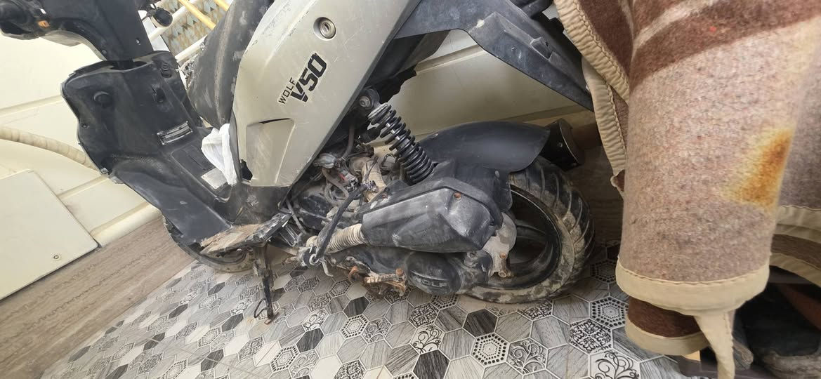 دراجه للبيع وارد امريكي بيها محرك كايم سرعتها 80 جديده موديل 23 سعرها 200 الف


**إذا كنت صاحب هذا الإعلان وتريد حذفه لأي سبب، رجاءا أرسل رسالة إلى الدعم الفني**