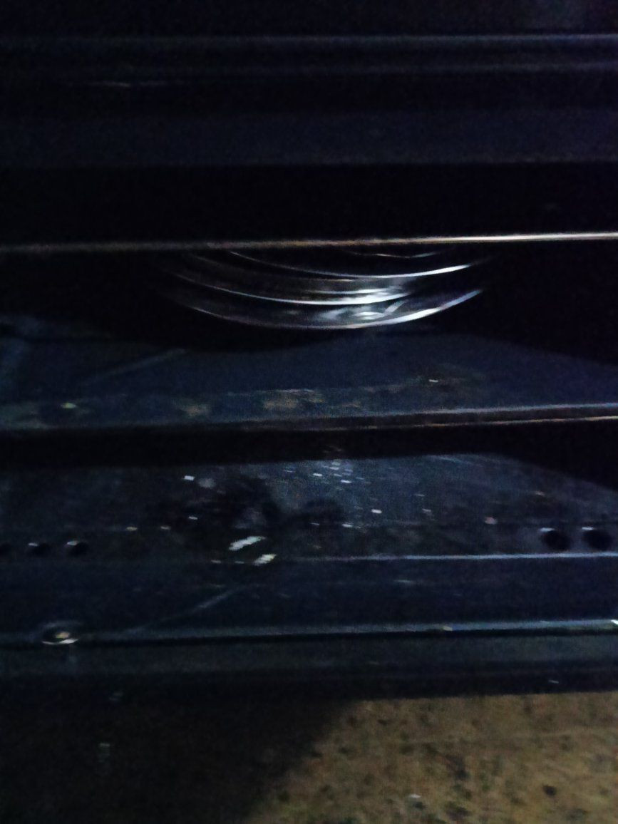 طباخ شغال كلو الفرن خطين السعر ١٥٠ قفلو الشراي يجي خاص العنوان جانب الايمن


**إذا كنت صاحب هذا الإعلان وتريد حذفه لأي سبب، رجاءا أرسل رسالة إلى الدعم الفني**