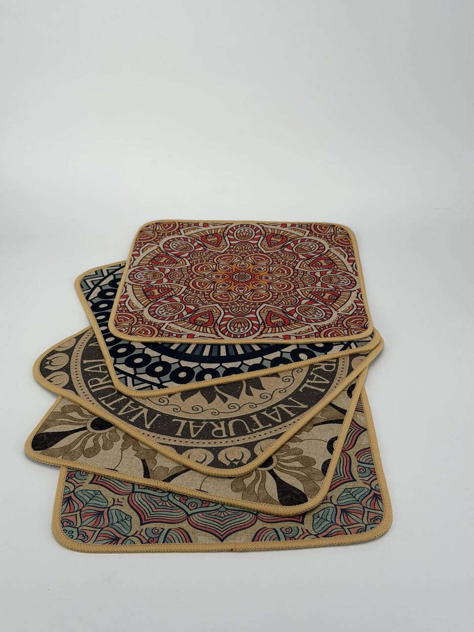 قاعدة حراريه للجدر والقوري
مفيده بالمطبخ للميز 
بسعر 1500 فقط
موجود توصيل كل محافظات العراق


**إذا كنت صاحب هذا الإعلان وتريد حذفه لأي سبب، رجاءا أرسل رسالة إلى الدعم الفني**