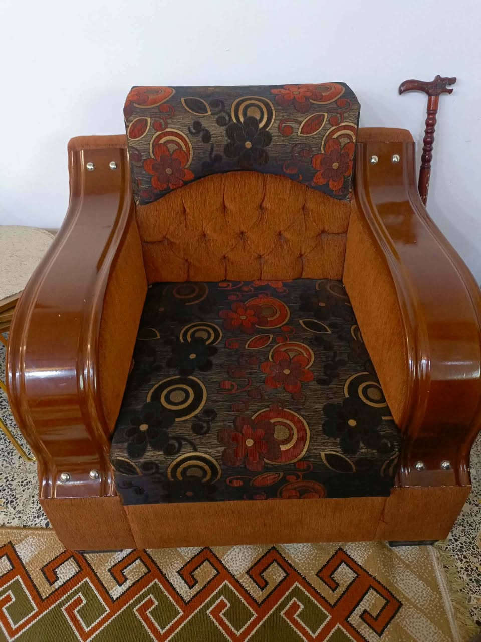 السلام عليكم تخم ل البيع 10 مقاعد اي ضرر مابي السعر ب350 وبي مجال المكان شهربان ‏‏‪***********‬‏
