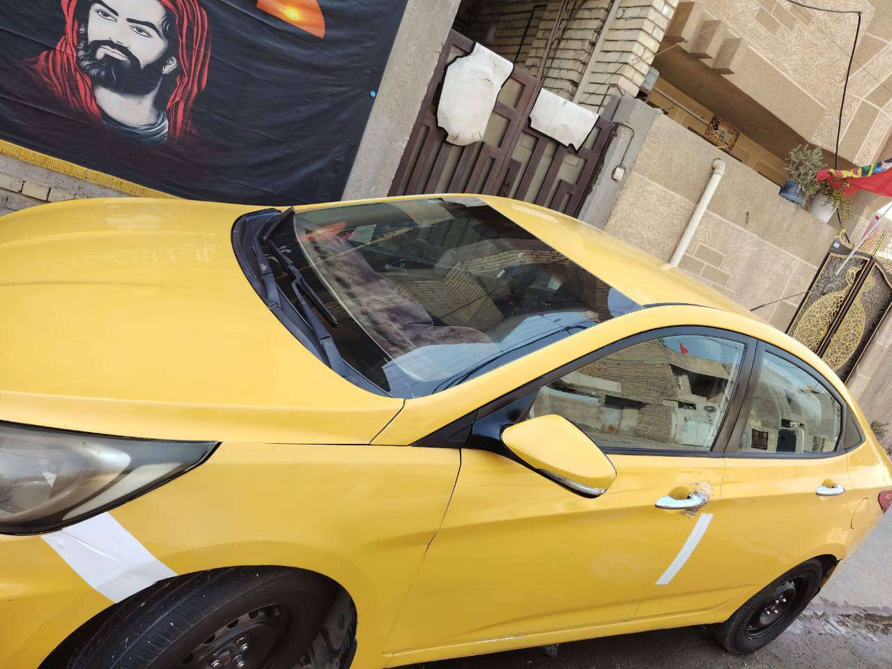 للبيع اكسنت موديل 2011  خليجي بدون حادث رقم بغداد انگليزي بسمي مصفره هيئه وغرامات سنويه لل 30    محرك doch 1600 دوش  صدر جديد تخم تاير سياره جاهزه سعرها 80 وبيها مجال بسيط
مكاني بغداد الحرية للاستفسار /‎[*********** ]
