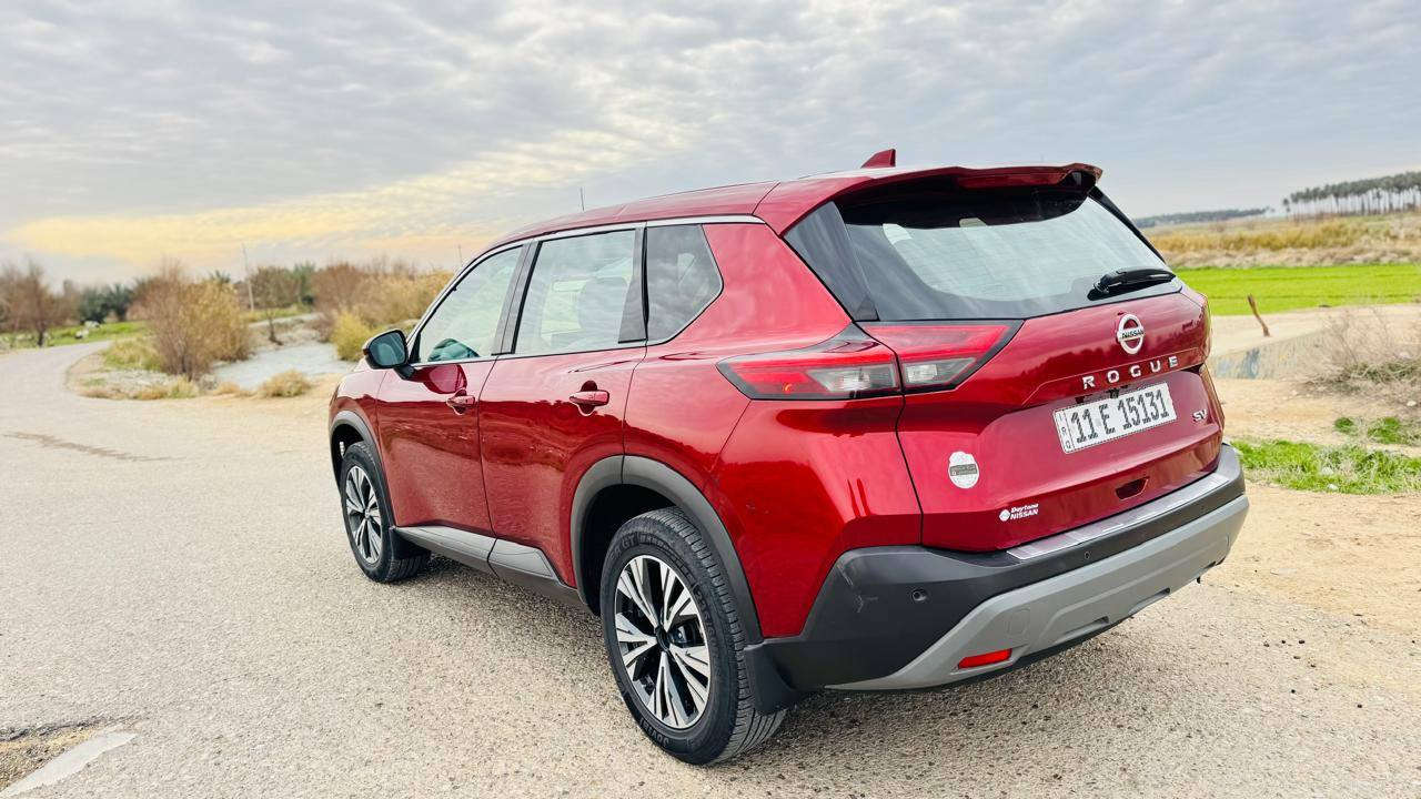 للبيع نيسان روج موديل 2021
سياره فول 1/1 ماعد فتحه سياره كلش جديده 
داخل كله جلد سياره مكفوله كفاله عامه من كل شي 
محرك 2500تنفس طبيعي 
بيع كم ملاحظه 
بيع بدون مراوس راقم بغداد تحويل مباشر 
ضرر سياره غرق شغاله وحلوه 
سعر سياره 180وبيه مجال ومعروفه روج سعر الاربعه سلندر بيع جوه سوك صور ضرر موجود بل نشر 
وسوك كلشي بيه ورجو لمايشتري الايكسر بحلال العالم 
مكان سياره ديالى كنعان 
***********
توفيق للجميع
