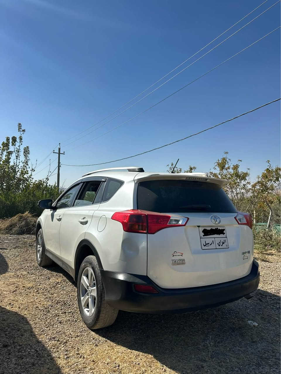 تويوتا راڤ ٤ موديل ٢٠١٣ خليجي شه ريكه ساس (SAS) سفري هةوليره ٢١٥ هةزار روشتية ناو زه رده كاميره ي پيشو دواوية بةسمةو شةغالة شاشةية سوكان ڤوليومة ئاوينة دژة فولة لايت ليدي سپية حساسي دواوة تاخم پةرده ي كاملي لةگةرة گيرو مةكينة بةشةرت چوار تايةي نوي لةسةرة  تةبريدي ساردو گةرم بة شةرت هةمو شتةكى تازة گؤراوة تةقةي تيدا نية يةك ملوين غةرامةي لةسةرة دواي مةعامةلة دةدريتةوة يةك دينار مةسروفى نية هةموم نوي كرديتةوة  تةنها ئةوةندةي چامرخي سبوخة دياريم كردوة بي ئيرباگ ژمارةي مؤبايل *********** أربيل, العراق
