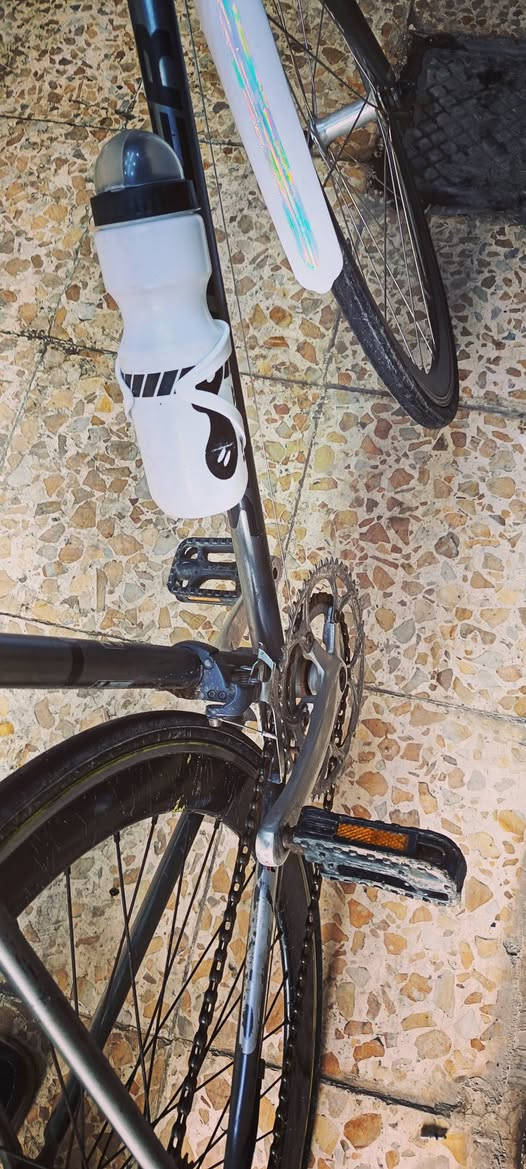 سلام عليكم رود للبيع بغداد العامريه الرقم ***********
