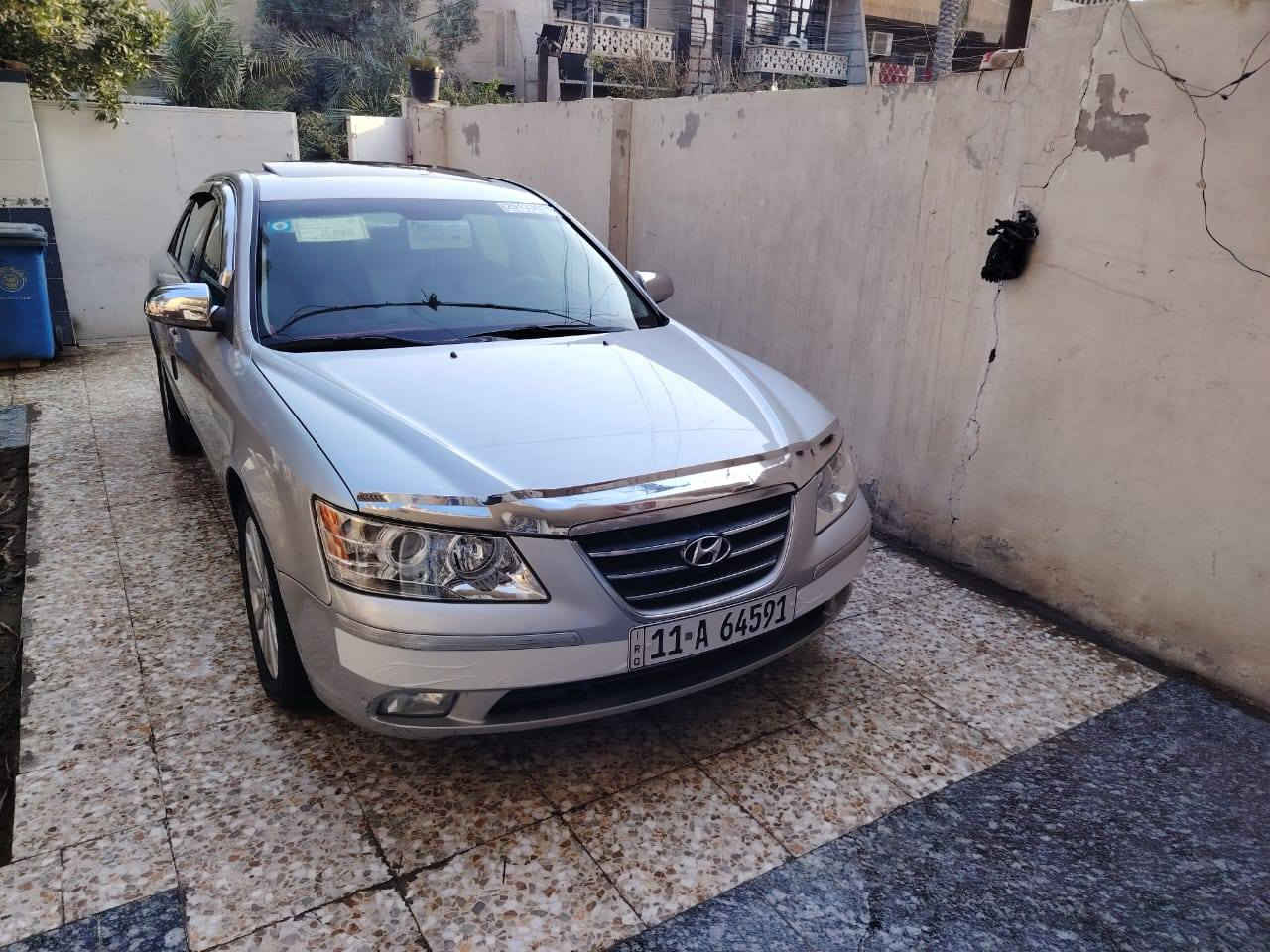 سلام عليكم سوناتا موديل 2009 كلين تايتل  فول مواصفات فتحه تحكم ستيرن جهتين شاشه كامره خلفيه دواره كشن كهربائي كروز سرعة مثبت سرعه منضومت زنون سياره جديده بمعنه الكلمه وجاهزه من كلشي صدر أمامي خلفي جديد تخم تاير جديد تبريد ثلج تدفئه شغاله ترايك وين متريد مكينه سته سلندر حجر البيئة موجود يعني انسه صرف البانزين وارد أمريكي ليبل واحد حته دعاميات مكفوله كفاله سياره نقطت خياس ما بيهه سياره مال جناي وبل عافيه ع ياخذهه رقم بغداد نكليزي تحويل مباشر مكانهه بغداد شراي يتصل على رقم ***********
