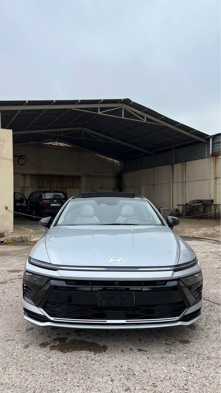 🔴سوناتا موديل 2024 🔴
🔥205 $🔥
مكينة 2.500 طيااررره بانوراما ع طول السقف لون اسود 

‏HYUNDAI SONATA SEL 2024

🔴. حادثها السياره فقط جاملغ امامي سكن بدون دواخل 

🔴ايرباكا فقط ستيرن 

🔴ماشيه 30 كم بريحة الوكالة 
سيارررة حيلللل جديده  اني مستورده على ايدي 
مكينة 2.500 طيااررره 🚀🚀

مواصفات راح اذكرهن ولو ميحتاج لين هيه فول الفول 

بانوراما ع طول السقف 
بصمة دخول ذكي 
انارة داخليه محيطيه 
شاشة ع طول الدشبول 
تحكم ستيرن 
رادار امامي معا تحديد مسافة سيارة كدامك 

رادار خلفي 
رادار جانبي 
اوتو ستوب خلفي 
اوتو ستوب امامي 
شفتات ستيرن 
كشنات كهرباء وفول ايرباك 
كشنات تدفئه 
كير تعليك 
شحن لاسلكي 
حساس فتح جنطة الخلفية 
سماعات 🔊 
تشغيل عن بعد 
نظام خروج عن المسار 
نظام قيادة ذاتيه 
تبريد منفصل قطعتين امامي 
جامات اوتو 
نظام اوتو هولد مال ازدحامات 
هندبريك بصمة 
انظمة قياده سبورت ونورمات وكمفورت  وايكو 
كاربلي يدعم كافة الانظمة الهاتف 
دبل كزوز 
كامرة خلفية دوارة
اشارة بجاملغ LED 
دشبول كاربون فايبر 
كشنات ودشبول وبيبان لون سموك جلد وكنتارة 
ويلكب حجم 19انج
تايرات بلادية عليها 
بجم زنون 
لد ع طول البجم 
لايتات اوتو 
مري قلاب معا البك 
نقط عمياء 
مراية داخليه تعتيم تلقائي 
شاشة تبريد تحكم كله لمس 
🔴مكانها عقره 
🔴السعر 205 $
🔴رقم الهاتف :  [ *********** ]
..
.
.
.
.
.
‏#car #qcar #العراق #بغداد #سيارات #سوناتا #هونداي #رام #سبورت #تيوتا اكر, نينوى
