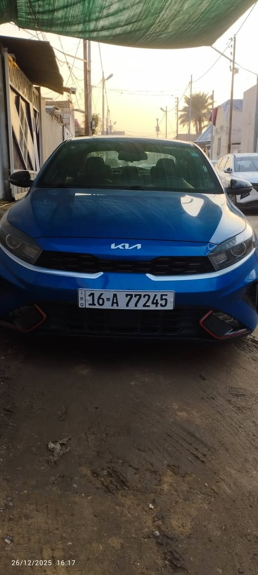 كيا فورتي جيتي لاين 
رقم قادسيه معوقين 
موديل ٢٣ 
ماشيه ٨٧
سياره فول 
سعرها ١٧٠ وبيها مجال بسيط
*********** ديوانية, القادسية
