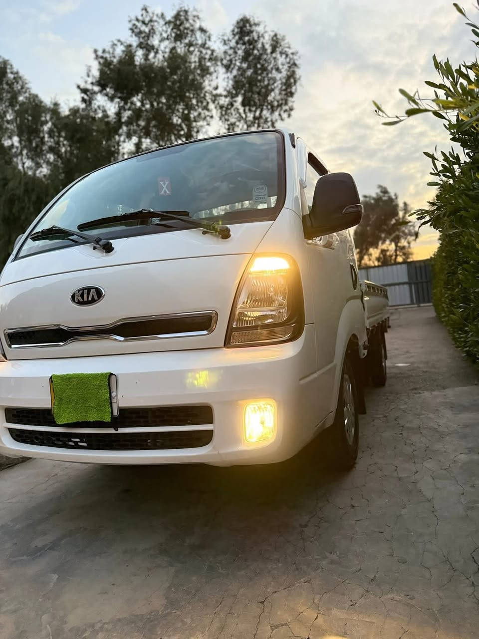 للبيع كيه حمل كفاله عامه ماشيه 50 ألف موديل 2020 سنويه 2026 سنويه باسمي تحويل ثاني يوم رقم بابل   سعرها 138 بيها مجال ***********
