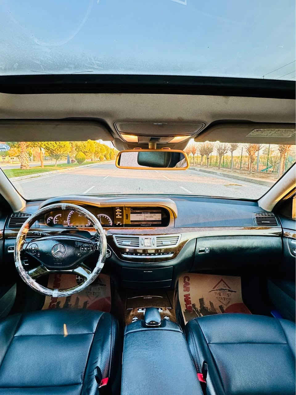 خل افاجئكم بل سعر و بسعر اقل من كامري و نظافة تقراء مئة بل مئة 👍🏻💯

صلو على الحبيب اخوان 🙏🏻

للبيع فقط !!

Mercedes Benz S class 350 2011 

اخوان السيارة وارد الماني ضمان دولي واحد على واحد و جديدة و بدون اي عطل او نقص صفر مسج و مكفولة كفالة عامة من صبغ و حادث و تبديل فقط مكانين صغير سحب PDR

موديل : 2011
وارد : الماني
محرك : 6 سلندر 3500 بانزين ارغب محرك و فئة بل مارسيدس
نسبة النضافة : 98% ماشاء الله 
ماشية : 155 الف
لون : اسود لماع 
رقم السيارة : دهوك الجديدة
مكان السيارة : اربيل

سعر السيارة : 207$💰 ورقه فقط و مجال كلش كلش قليل والله بسعر ٢٠٠٨ و ٢٠٠٩ 

رقم تليفون و واتساب : 

***********
***********

⚜️⚜️⚜️⚜️⚜️⚜️⚜️⚜️⚜️⚜️⚜️

موصفات فول 

فتحة السقف • حساسات امامية و خلفية • رادار امامي و جانبي • مانع التصادم • تحديد مسار • دبلات جبلس • بيبان كله بصمة و شفط • صندوق شفط • لايت زنون و دوارة • كامرة خلفية • بردات خلفية كهربائية • سماعات Harman/Kardon • شاشة و كيج الكتروني • ناظور ليلي • كشنات تدفئة و تبريد و خزن و حضن و فول كهربائية • ستيرن مهربائي و خزن • شفتات بلستيرن • كير تعليك • شاشة دي ڤي دي و كنترول • سيدي بوكس • بريك لمس • اوتو هولد • اتو ستارت ستوب • مرايات شفط • كشنات خلفية هيتر و تحكم بل بردات • و بعد كلش اهواي مواصفات ممذكورة … 

السيارة جاهزة و هسة مسويله سيرفز عام من ناحية دبلات و صدر و دهن و هايدروليك و تخم تاير يعني جاهزة تجي و تشوفه بعينك دينار واحد متصرف عليها 💯

گير و محرك كفالة ممفتوحة و بدون اي ملاحضة ماشاء الله 🙏🏻💯

رقم و فحص و هزة و سنوية كله جديدة و بأسمي تحولها نفس اليوم 🙏🏻💯

اخوان السيارة جوة سعره و اخواتها تنباعن بهيجي سعر فدوة لا تكسر بحلال العالم و السيارة يخبل و لوك بل باكيت 👍🏻 أربيل, العراق
