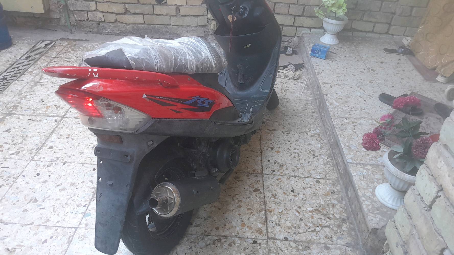 ماكس عدله للبيع نضيف ب 500 الف مكينته تخبل المكان بغداد حي البتول 