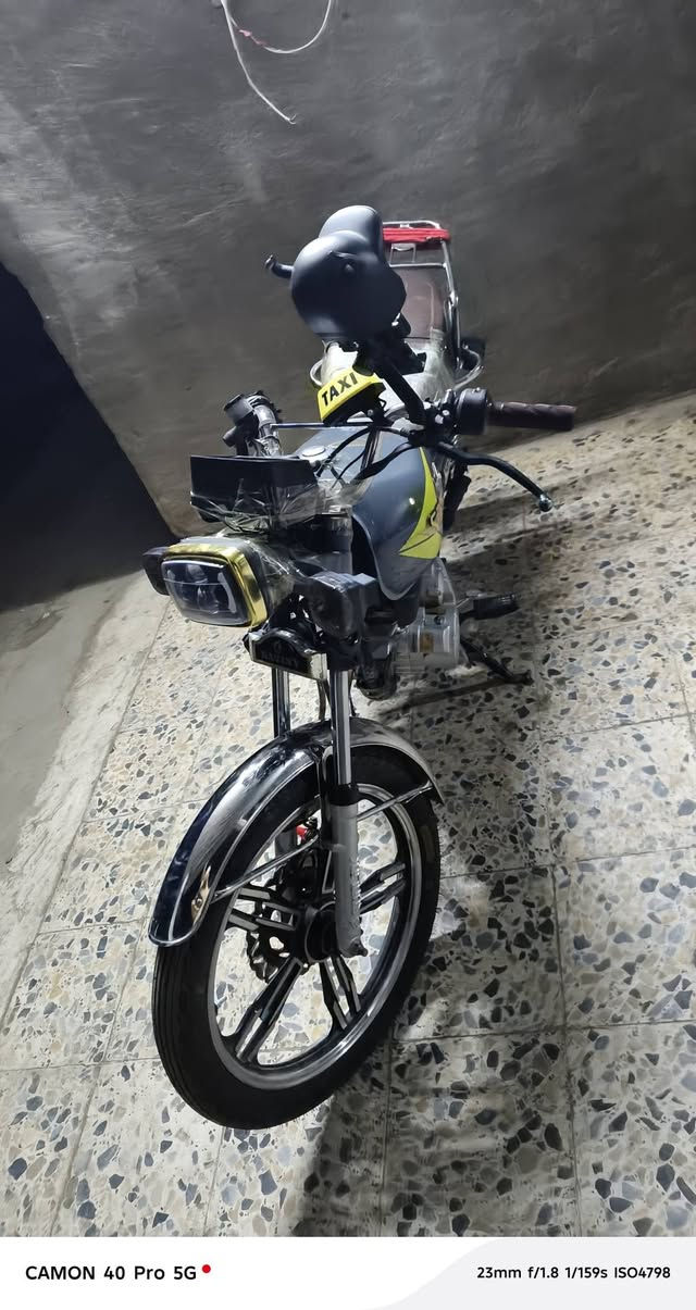 سلام عليكم للبيع دراجه يراني موديل ٢٤اوراق موجوده مكان بغداد سعر ٥٥٠ ***********
