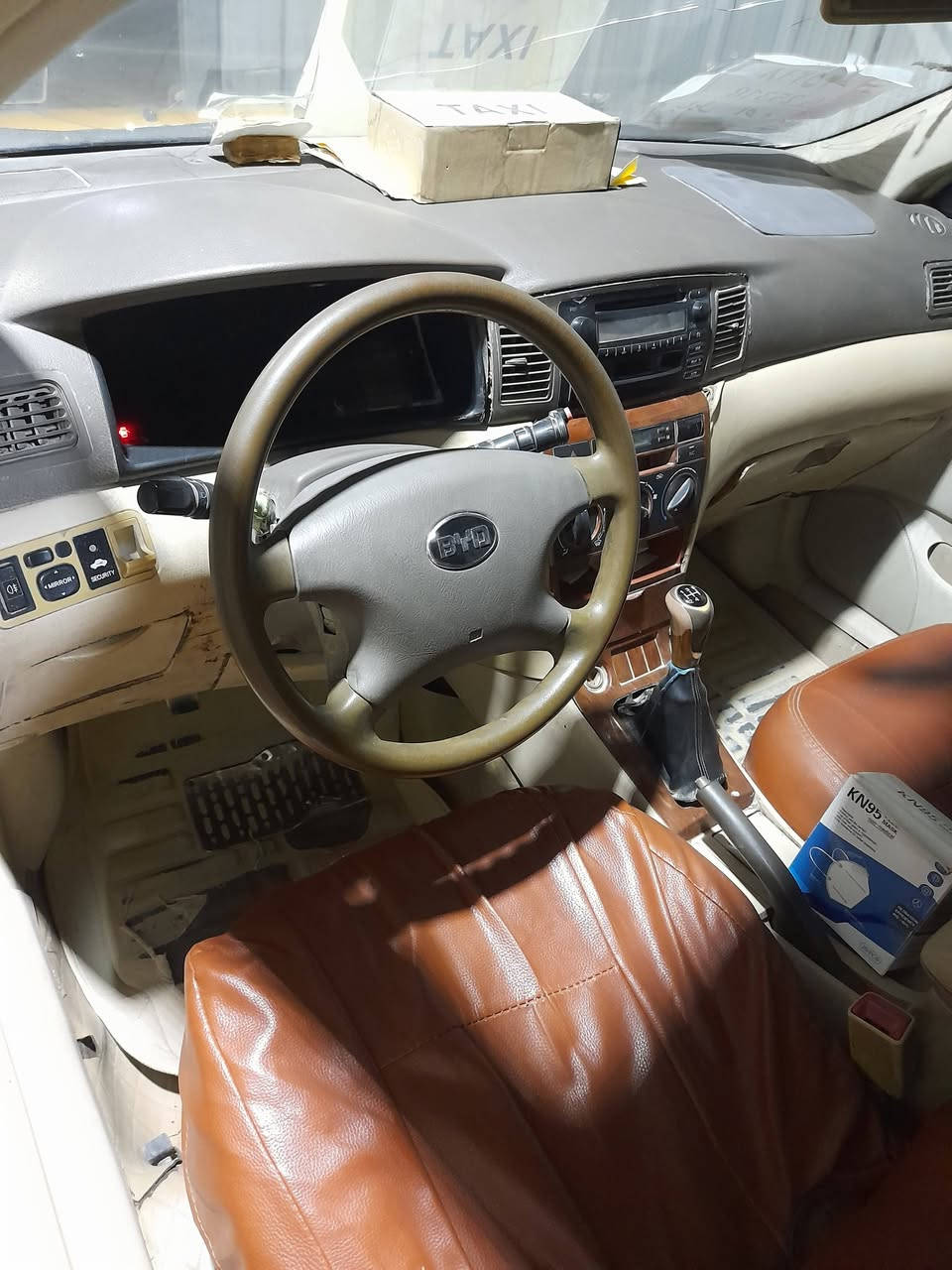 يالله سلام عليكم بيوايدي موديل ١١اف ثري رقم انكليزي مصفره وجاهزه محرك لانسر ياباني بلادي كيري عادي تبريد يشتغل مصبوغه عام إثر جراد سياره حلوه مكاني بغداد مدينة الصدر السعر 38$
***********
