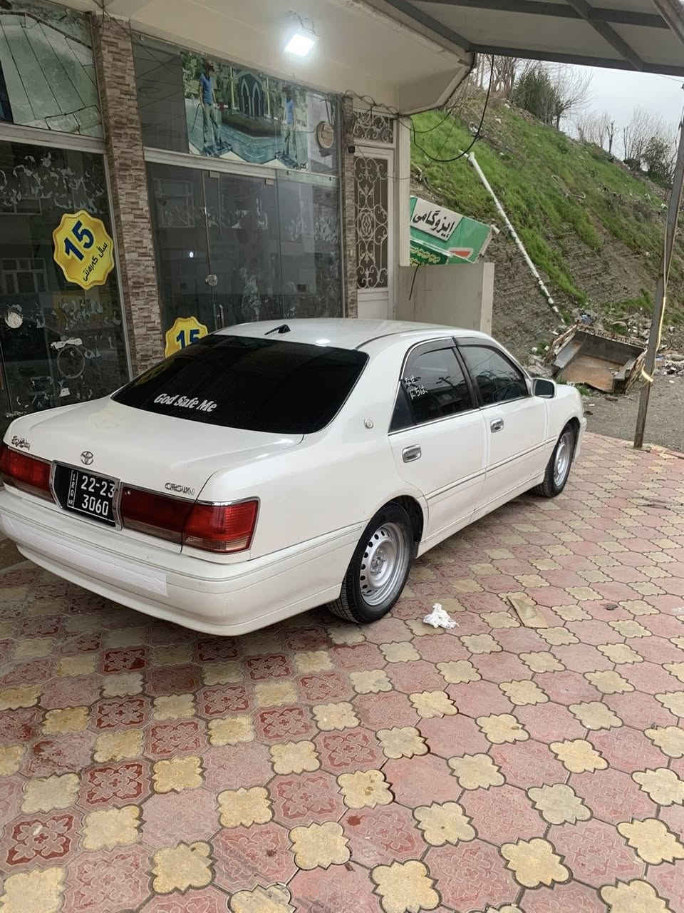 سڵاوی خوای گەورەتان لێبێ مەلیکە ٢٠٠١ بڕاوە دیفۆڕی بچوک ٢ دوگمەو پەردە  کامل مەسرەف کراوە  ناو زەرد ڕۆنی تازە گۆڕاوە ٤ تایەی تازە خراوەتە ژێری دەعم و لێدراوی نیە نرخ ٣٩ گەڵاو کەمێک مەجال 
***********🤍
