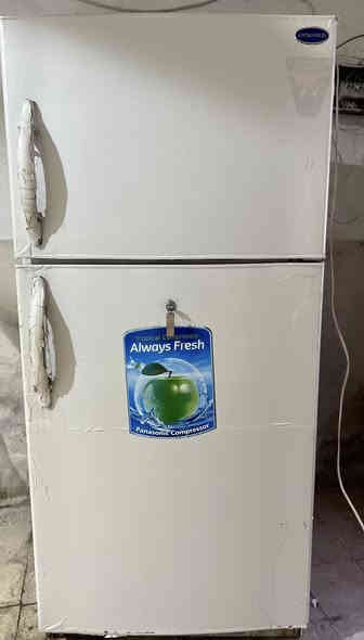 ثلاجة مستعمله للبيع 
ثلاجه كونكورد اكبر حجم ١٦ قدم شغاله نظام تبريد تجميد
للتواصل خاص او على الرقم ***********
السعر ٢٥٠ 
مكاني مقابل مدينة العاب السيدية
