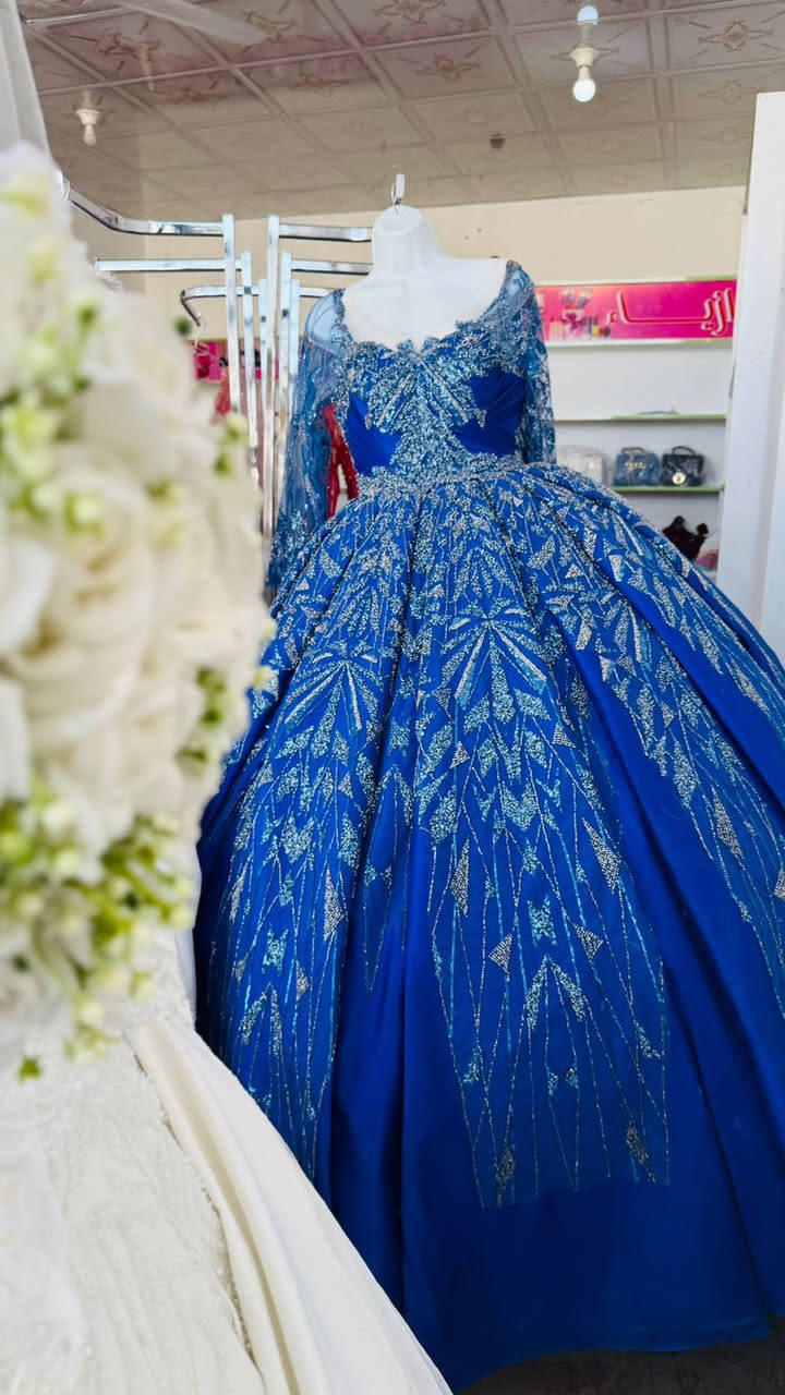 السلام عليكم
بدلات اعراس وحنه هنه ولعابتهن للبيع ب اسعار مناسبه 

ملاحظه / البدلات بعدهن جدد يعني متأجرات ٣ مرات وقسم من البدلات بعدهن حتى ما تأجرن يعني جدد 

للاستفسار التواصل على هذا الرقم *********** واتساب فقط
