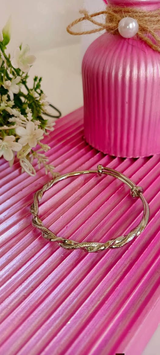 اكسسوارات اي قطعه بالف دينار
💞متوفر توصيل كافه محافظات العراق


**إذا كنت صاحب هذا الإعلان وتريد حذفه لأي سبب، رجاءا أرسل رسالة إلى الدعم الفني**