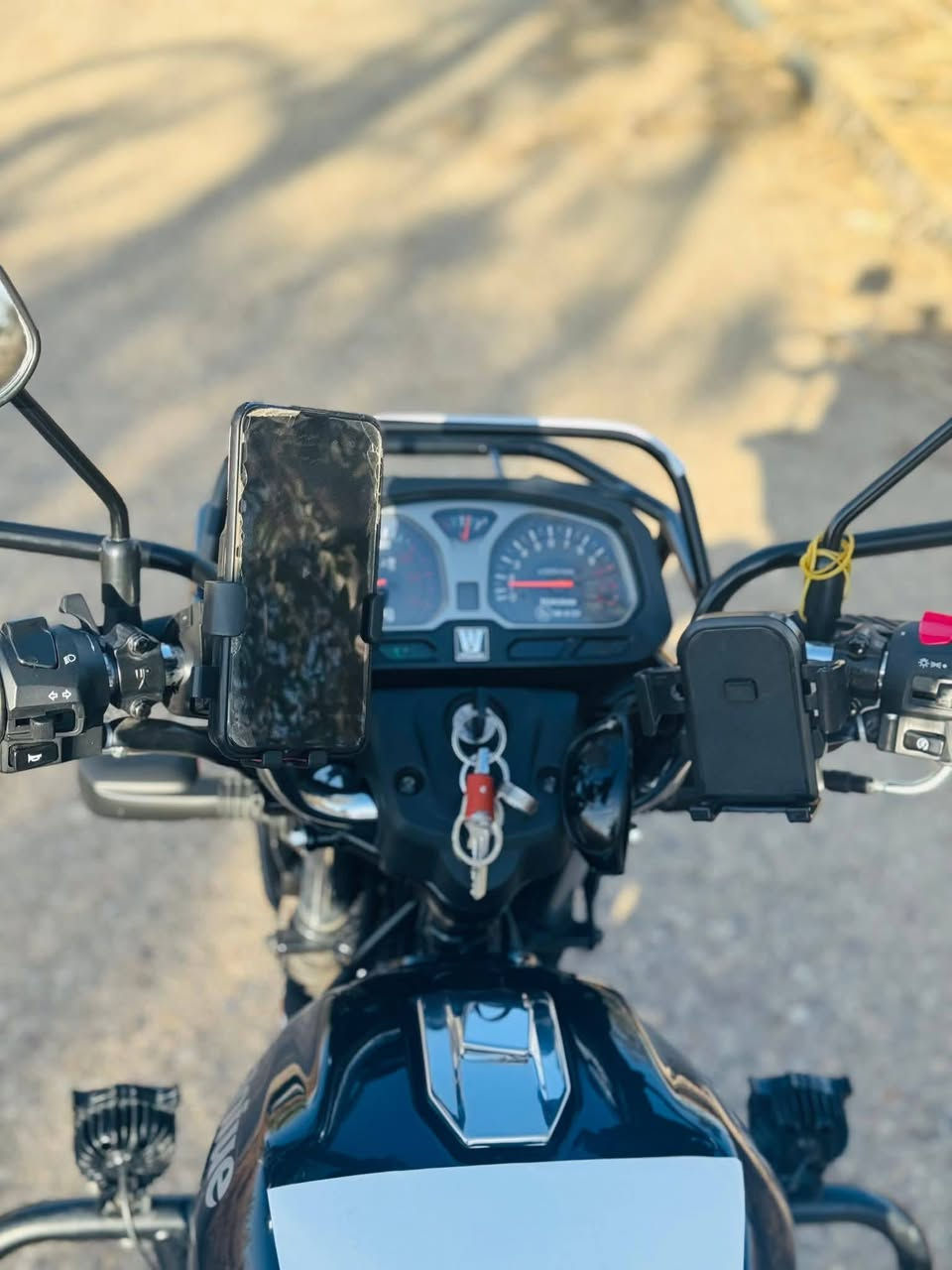 السلام عليكم …
هـاوجـي جـبلـي للبيع النضافه كـدام العين بعده زيرو مـٱشـʊ̤ اقل ال7000 الالف الدراجه نضافه خير مہَטּ الله جكت ابره مابيها معدل وسرعه ونشاط فول 
محرك ناعم وسلس مسجله لوحات اجنبيه تحويل ثـانـي يوم للإتصال او الاستفسار ع رقم الهاتف (***********)
