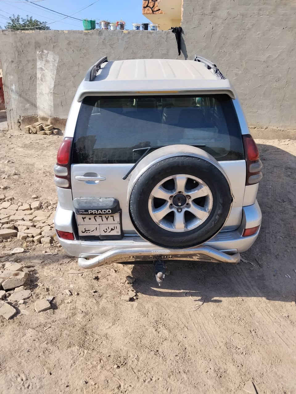 سلام عليكم برادو موديل 2004محرك وكير كفاله 6سلندر سياره مصبوغه عام اثر جراد رقم  عندي وكاله بيها سنويه صاقطه تبريد شغال العنوان بابل فضاء القاسم السعر 110وبيها مجال رحمه الله والديكم الي ميعجبه السعر لا يتصل ***********
