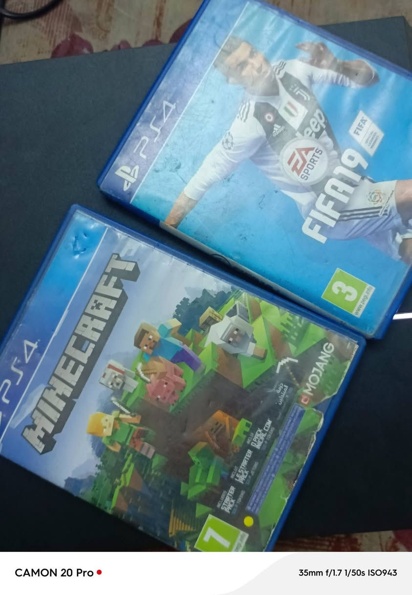 السلام عليكم شباب وصلني هذا البلي فور فات نص تيره وياه يدتين ثنينهن اصليات وياه ضني لعبتين شباب قيمو بل يرضي الله عنواني بغداد العبيدي رقم ***********
