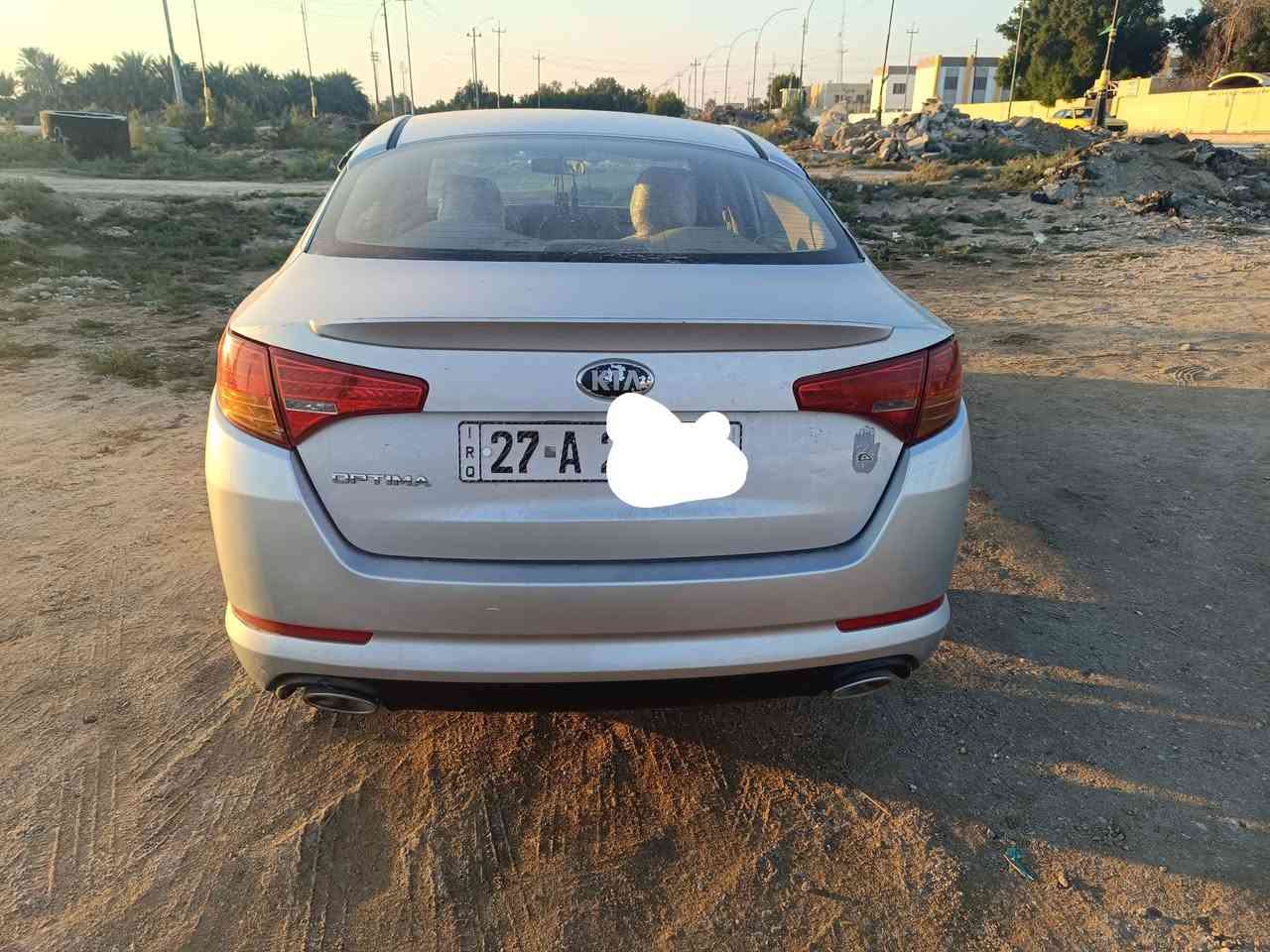 السلام عليكم كيا اوبتيما خليجي 14بسمي
المواصفات شاشه كامرا خلفيه دواره داخل بيجي واسود
كشنات جلد بيجي مكينه 2400دوش
مكينه وكير خير من الله ترايك للموصل
اشاير بالمرايات  تحكم ستيرن ويل كب خمسه سبير مانازل
ضربتها جاملخ امامي ومبدل جديد وطخه جوه قبق البانزين
السعر 125وبيها مجال بيع مستعجل وبعد بيها مواصفات هواي
***********عباس مكاني سوق الشيوخ حي العسكري
