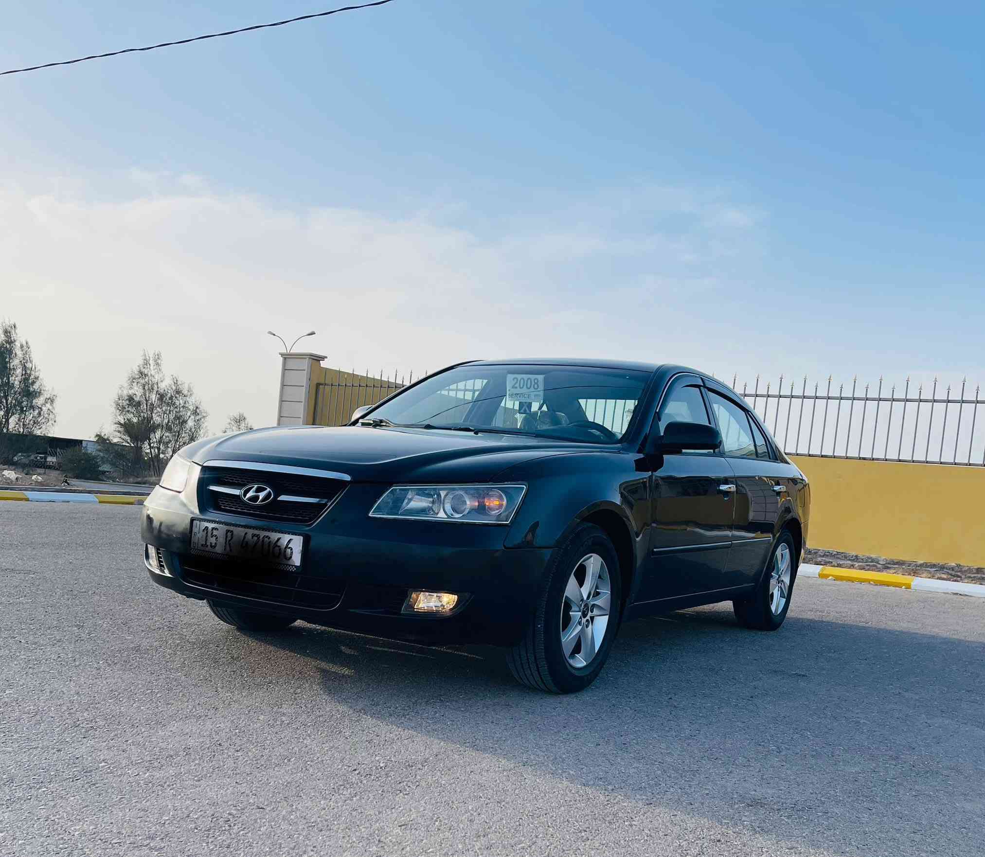 السلام عليكم
هونداي سوناتا للبيع
موديل 2007وارد امريكي
محرك 2400دووش
السياره جاهزه بدون اي نواقص
محرك مكفول لاتبخير ولاتنقيص ولامفتوح 
كير صدر امامي خلفي نفض كله جديد
تبريد تدفئه شغاله كهربائيات كلها شغاله
حادثها من امريكيا جوملغ وبنيد بدون شواصي ودواخل وبيها بالعراق صبغ جوملغ خلفي وتبديل باب نفس اللون اصلي بدون جراد وبدون دواخل 
رقم انبار الجديد سنويه وهزه ورقم جدد
السعر 92وبي مجال بسيط
للاستفسار ***********
