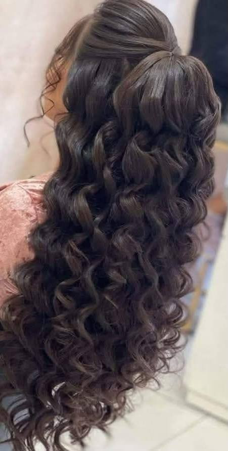 عنوان بغداد جديده قرب افران الدرويش فرع نهر بيروت ***********
قسم البشره 💇
حف وجه كامل 5
تنضيف بشره ملكي 5
تنضيف قدم ملكي 5
شيره جسم كامله 15
فول بدي 25 +سكرتي جسم مجاني 
قسم شعر أصباغ💇
قص مع ششوار5 
صبغ جذر 5
صبغ شعر كامل 15
قصر مع صبغ  اي لون ع بارد مواد مضبوطه 25
تخصيل نص كب 15
تخصيل كب كامل 25+معالج وشسوار مجاني 
تخصيل سلفان شعر قصير 20
تخصيل سلفان  شعر طويل 35وطويل  اكثر يتحدد ع واقع 
مع معالج مجاني 
قسم العرائس 👰
تسريحة مع مكياج ورموش مجاني مدعوه30
تسريحة مع مكياج ورموش مجاني عروس 50
ششوار برم ويفي 10
