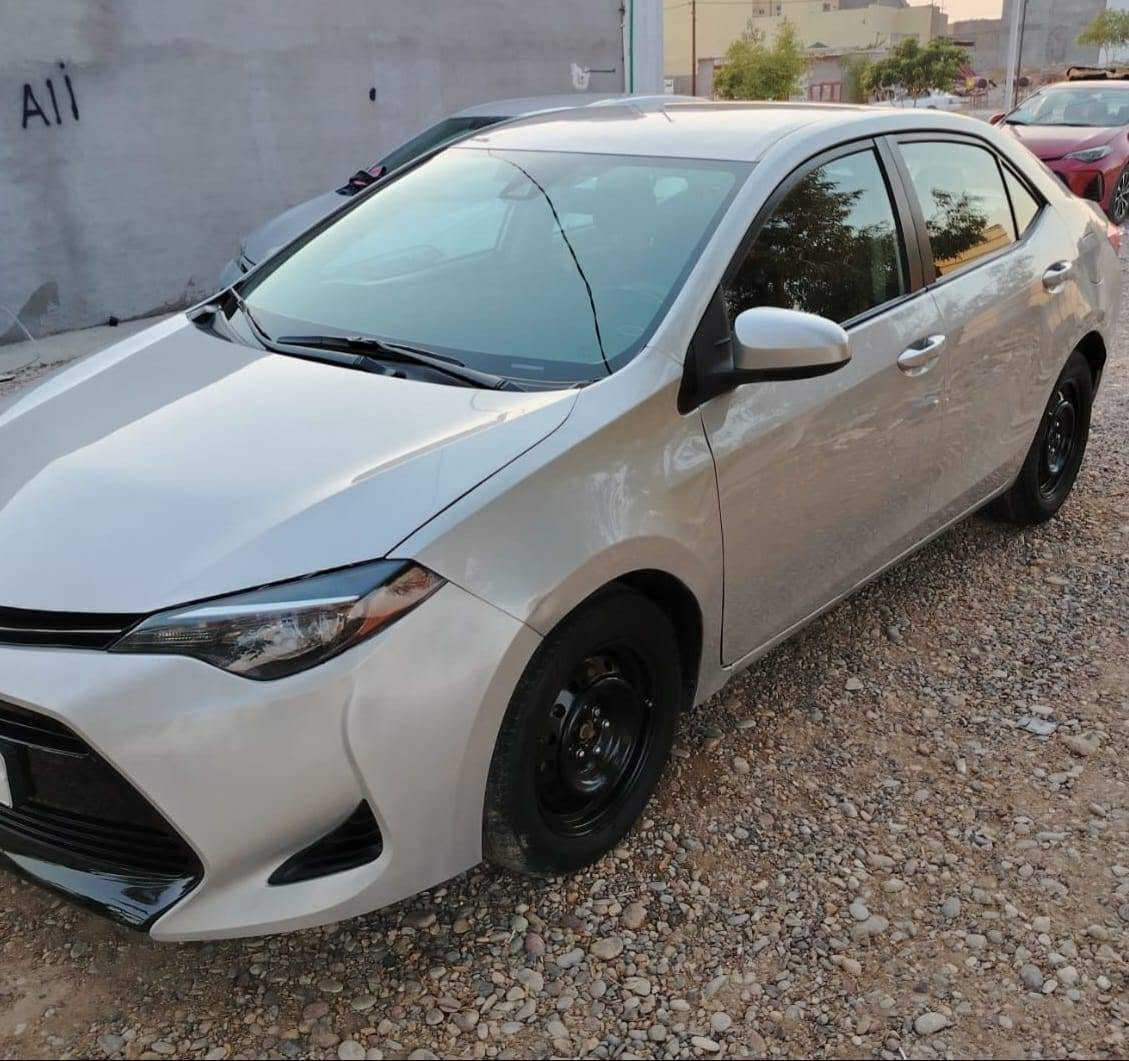 للبيع كورولا 2019 LE وارد امريكي 
مواصفات السيارة معروفة 
سيارة جاهزة بدون نقص 
محرك  1800 المرغوب 
رادار وحجر كله موجود
ماشية 145 الف مايل حقيقي 
رقم سليمانية جديد باسمي شرط التحويل 
بجم امامي خلفي كبس حادث السيارة جانبي كلش بسيط بيها جاملغ امامي صبغ و باب السايق مبدل بلادي بدون دواخل 
ايرباك بيها البردة صفحة السايق فقط و راجع سستم  مكان السيارة ديالى 
السعر 130$ وبيها مجال بسيط 
***********

