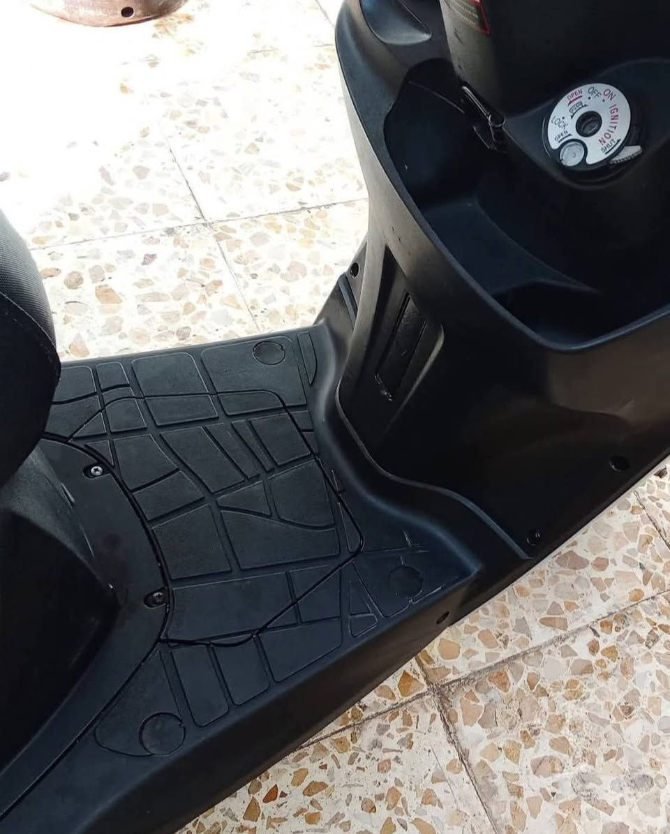 السلام عليكم دراجه بوليسي موديل 2023 للبيع. 
شغاله سلف هندر بكل وقت. 
 مكينه ماكس ياباني120  محرك مامفتوح تجي وتفحص شلعه معدل يخبلان
 دراجه  نظيفه كامله من كلشي كل نقص مابيها تجي وتفحص وتقتنع يله تاخذ 
  دراجه كهربائياتها كلها شغاله  لايت عالي ناصي اشاير هورن  كلهن شغالات. 
بيها تزويد دبلات ووياله ويدات رياضي. 
تواير مبدلهن جداد كدام والوره. 
سبب البيع(متوازي على قصد واريد ابيعها) 
السعر: 350وبيها مجال 
المكان: كربلاء البوبيات. 
الرقم: ***********.وبي وايتساب
