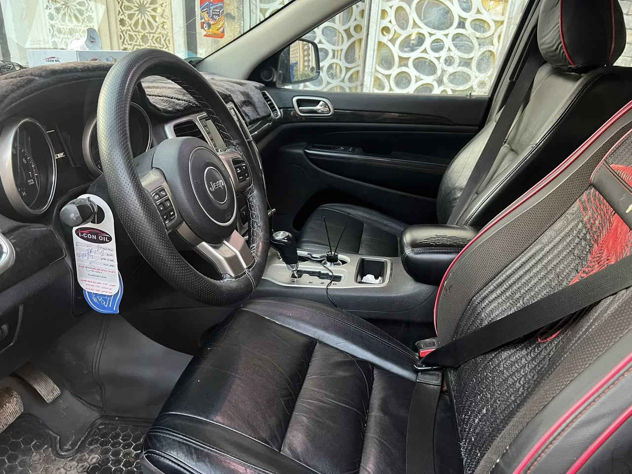 جيب كراند شيروكي ٢٠١٣اوفر لاند سياره جديده مابيهه لاضربه ولاصبغ داخله كلين بدون حادث بيهه فقط بارد كد شبر باب السايق وين ما يعجبك افحص من مكينه كير كشر مكانهه بلديات وسيارة احله من الصور تعجبك اتصل وتدلل السعر المطلوب ١٩٠وبيهه مجال قليل للاتصال***********
