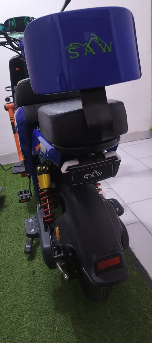 سلام عليكم مرخصت ادمن يالله عندي دراجه شحن اسمههX900 صارلهه  ٤ايام عندي دراجه لوك جديده ويل كب ديسكات خلفي امامي لايت زنون 65فولت سرعته 100 اربع نمر  5باطاريات سعره نهايي  600  مكان سماوة العصافير رقمي ***********
