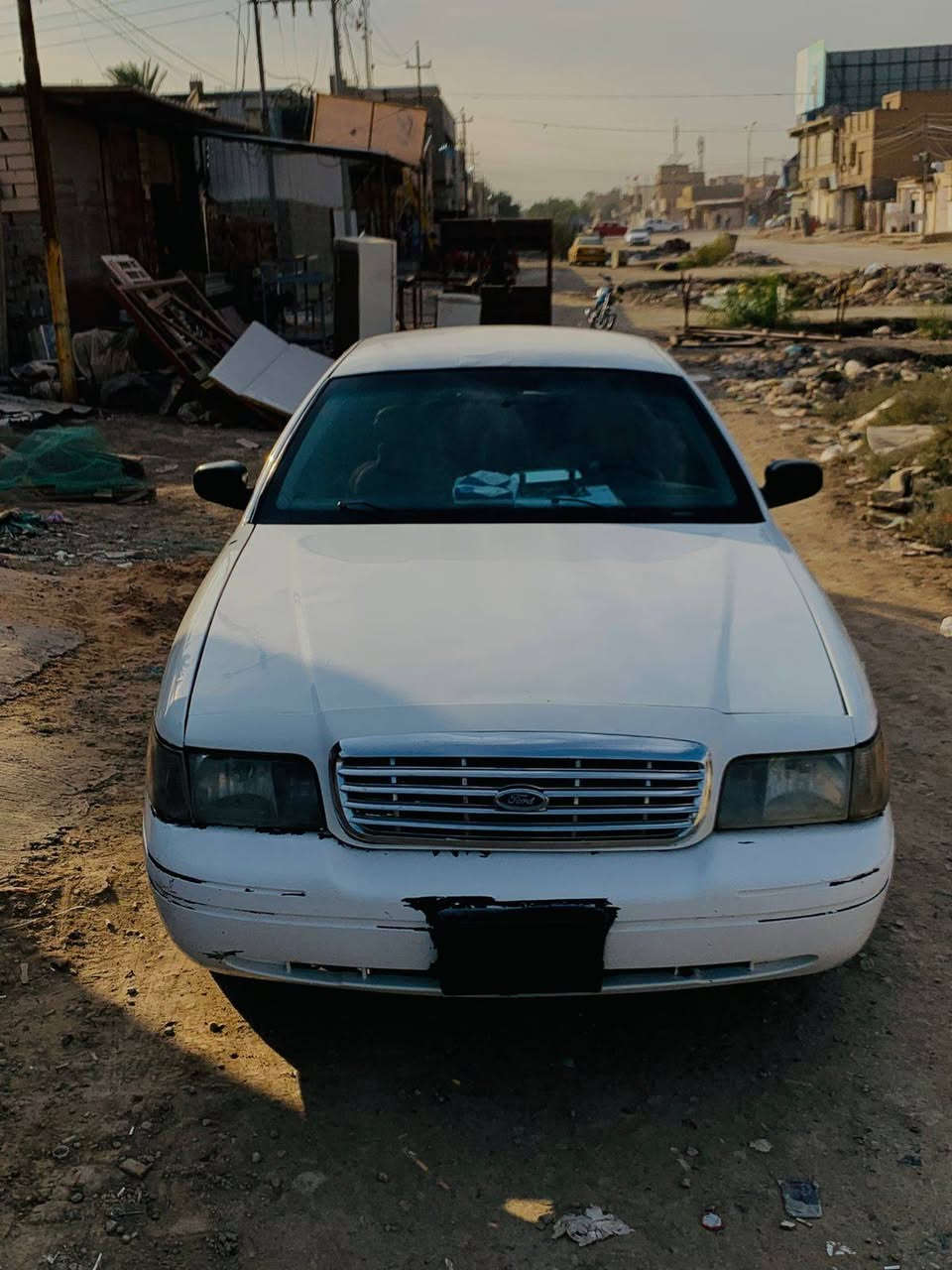 فورد فكتوريا مديل 2007 سياره جاهزه من كلشي رقم بغداد تبريد مكينه كله فول كبل للشارع السعر 80 وبيه مجال مكاني حله حي العسكري او لاتصال ***********
