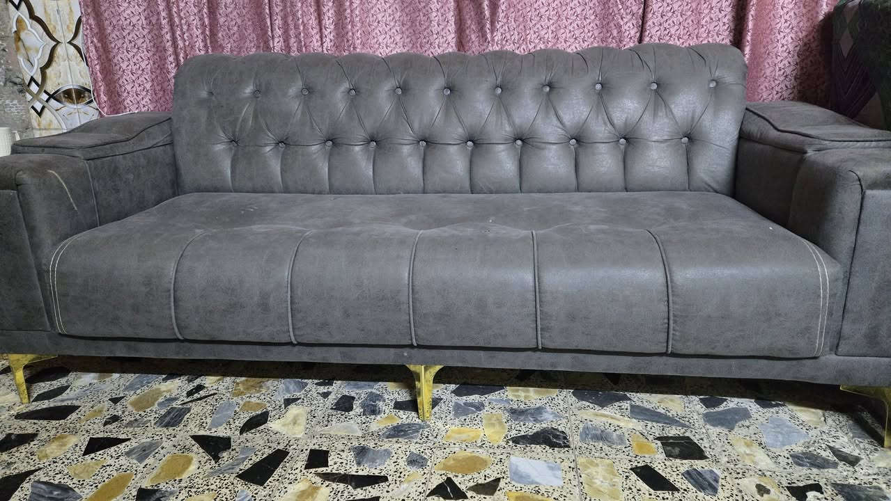 تخم ١٠ مقاعدلبيع ٥٠٠بي مجال


**إذا كنت صاحب هذا الإعلان وتريد حذفه لأي سبب، رجاءا أرسل رسالة إلى الدعم الفني**