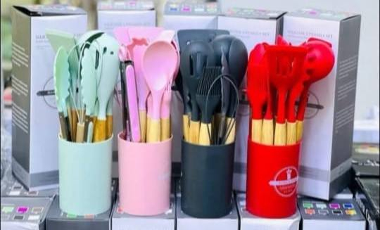 عرض خمس حاجات بسعر عالمي 🔥
45 الف بلاششششش🔥
نحن ارخص دائما وابدا
مجمع الذهبي كلشي وكلاشي
***********
***********
العرض متكون من جدر خماسي مع
توابل دوار مع شسوار مع ملاعق مع غلاية
كل هذا ب 45 الف
