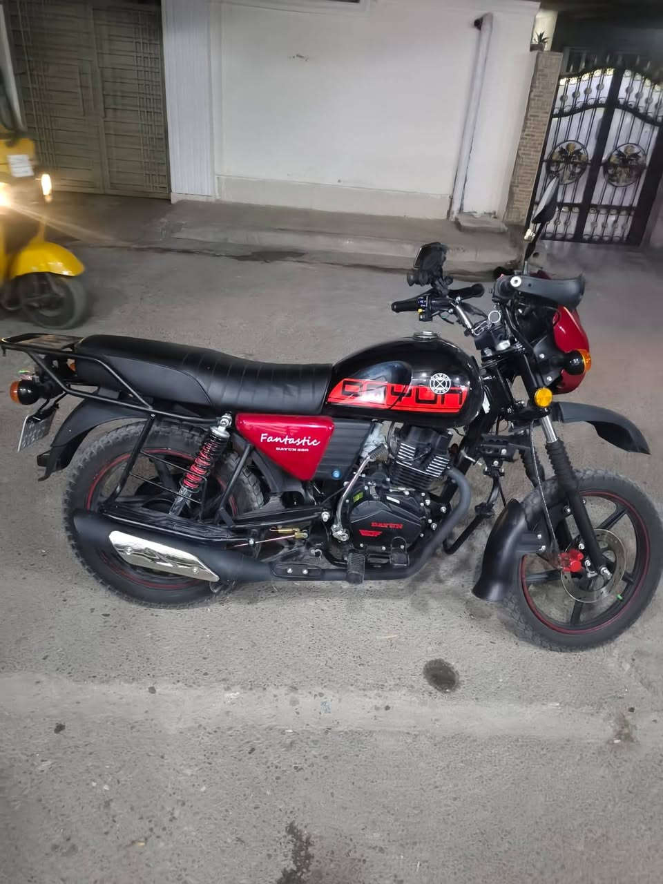 ايه سلام عليكم شباب دراجه دايوان للبيع 2026مكفوله كفاله عامه رقم اربيل منزله صارلي شهر رايده 3وربع وبيه مجال حك جيه مكاني بغداد لعبيدي ***********
