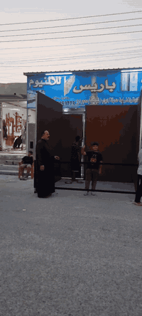 كشك كامل معه السقف فتح وشد  للستفسار اكثر ٠٧٧١٤٣٥٣٧٧٣