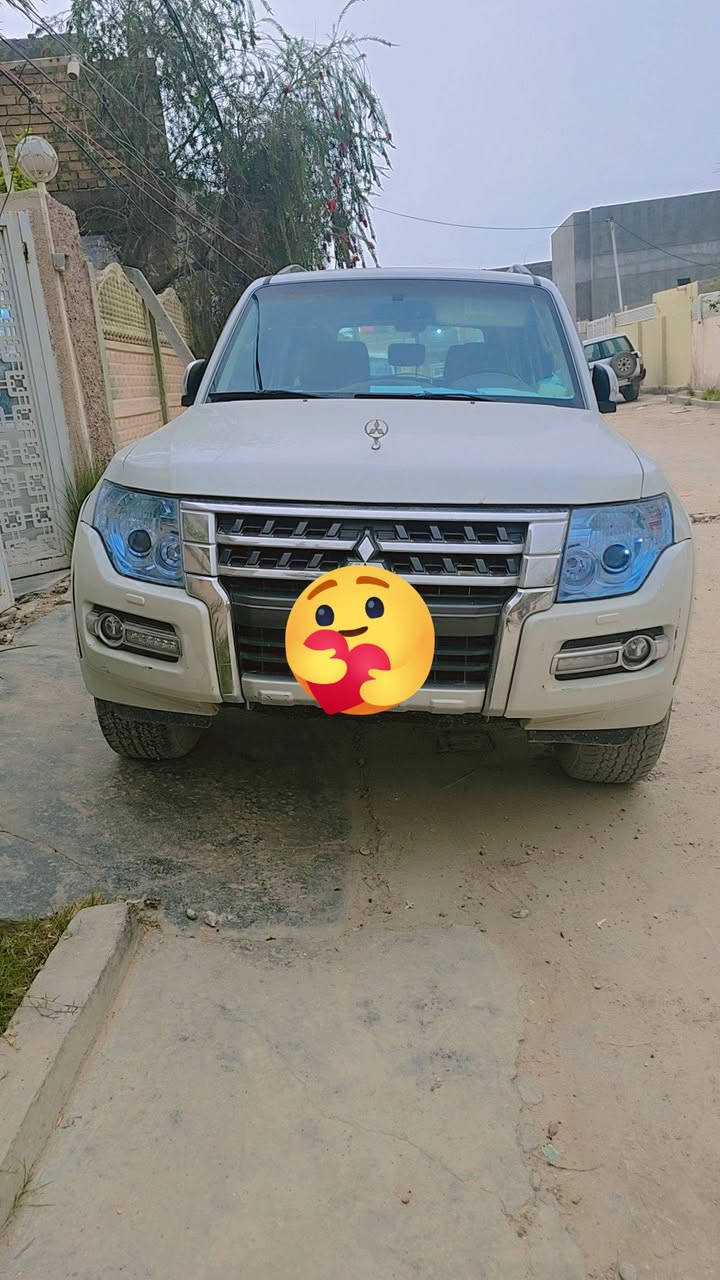 سلام عليكم
باجيرو ٢٠١٥ للبيع مكفوله رقم بغداد باسمي السعر ١٨٧ 
للتواصل *********** اتصال او واتساب مكان السياره بابل
