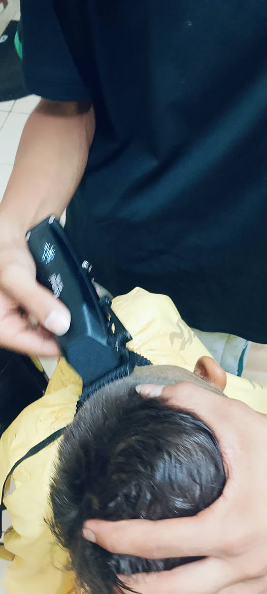 لا تطلع بالحر أني اجيك للشقة أطفال 3الاف كبار 5الاف اتصل ***********
