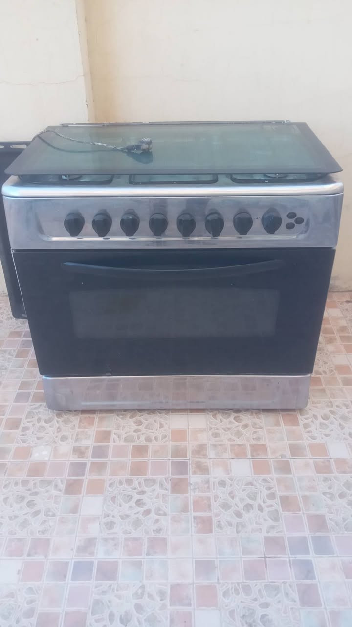 طباخ ابو النوزلات 5 عيون
شغال ونظيف 

مكاني فلوجه حي الشرطه 
السعر 130 الف وبي مجال بسيط

للتواصل واتساب: ***********
