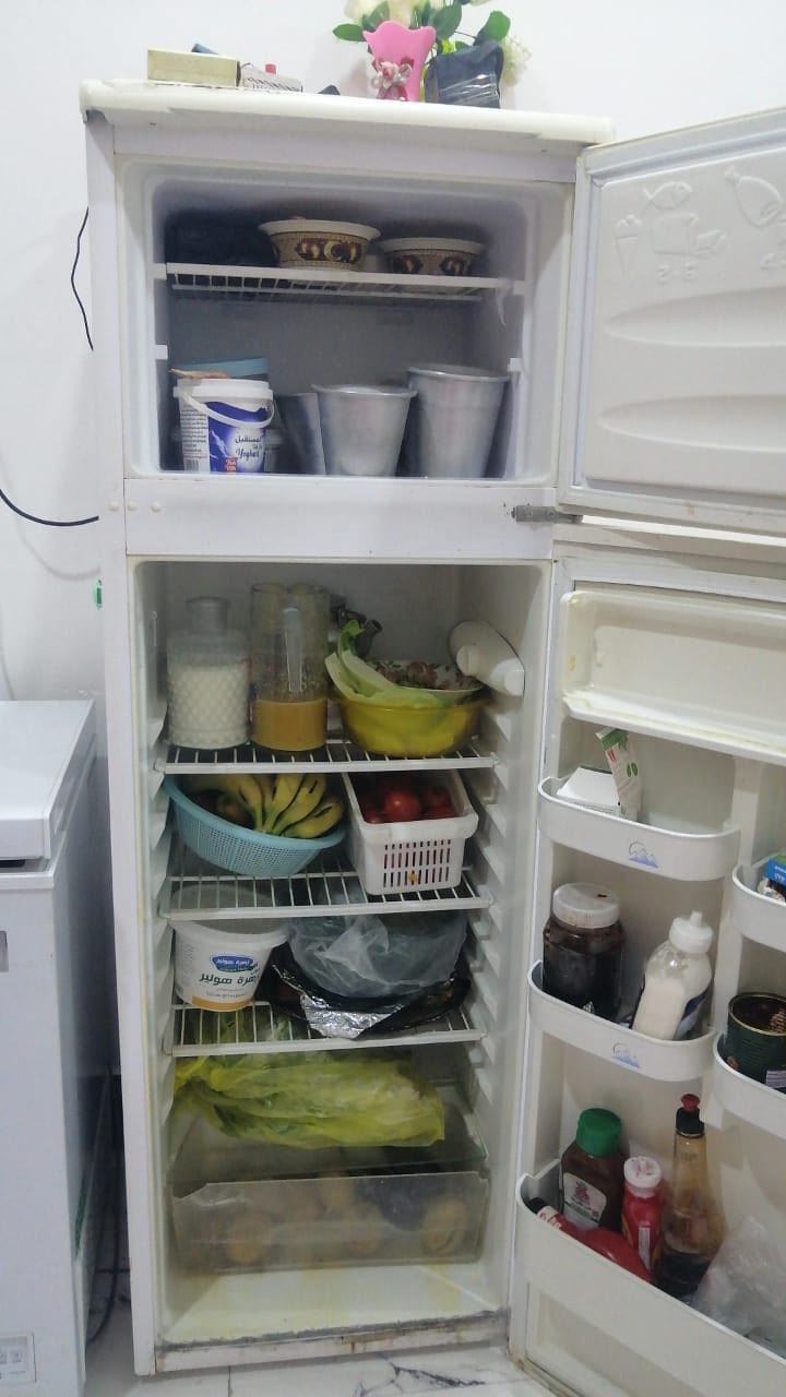 ثلاجه شرط تجميد سعر 120 مكان شطره ***********
