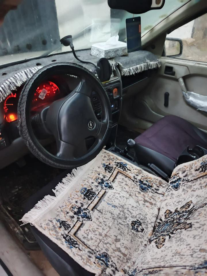 اوبل مه كينه ٢٠ گيرومه كينه به شه رت  جوار تايه  
***********
لوكي له ژيرايه مالي دوسته موديل ١٩٩٢
