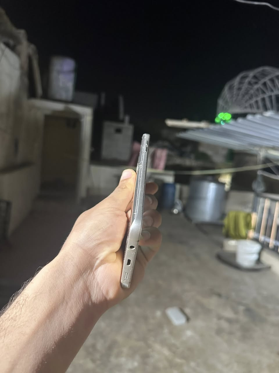 📱 للبيع: Samsung Galaxy Note 5 | القلم الذكي (S Pen): يعمل بكفاءة تامة للكتابة، الرسم، وتدوين الملاحظات السريعة ذاكره 32 بصمه اصبع شغال كامله جهاز سريع فقط ضهر مفطور جهاز شرط سعر 60 وبي مجال قليل متواجد على الخاص


**إذا كنت صاحب هذا الإعلان وتريد حذفه لأي سبب، رجاءا أرسل رسالة إلى الدعم الفني**