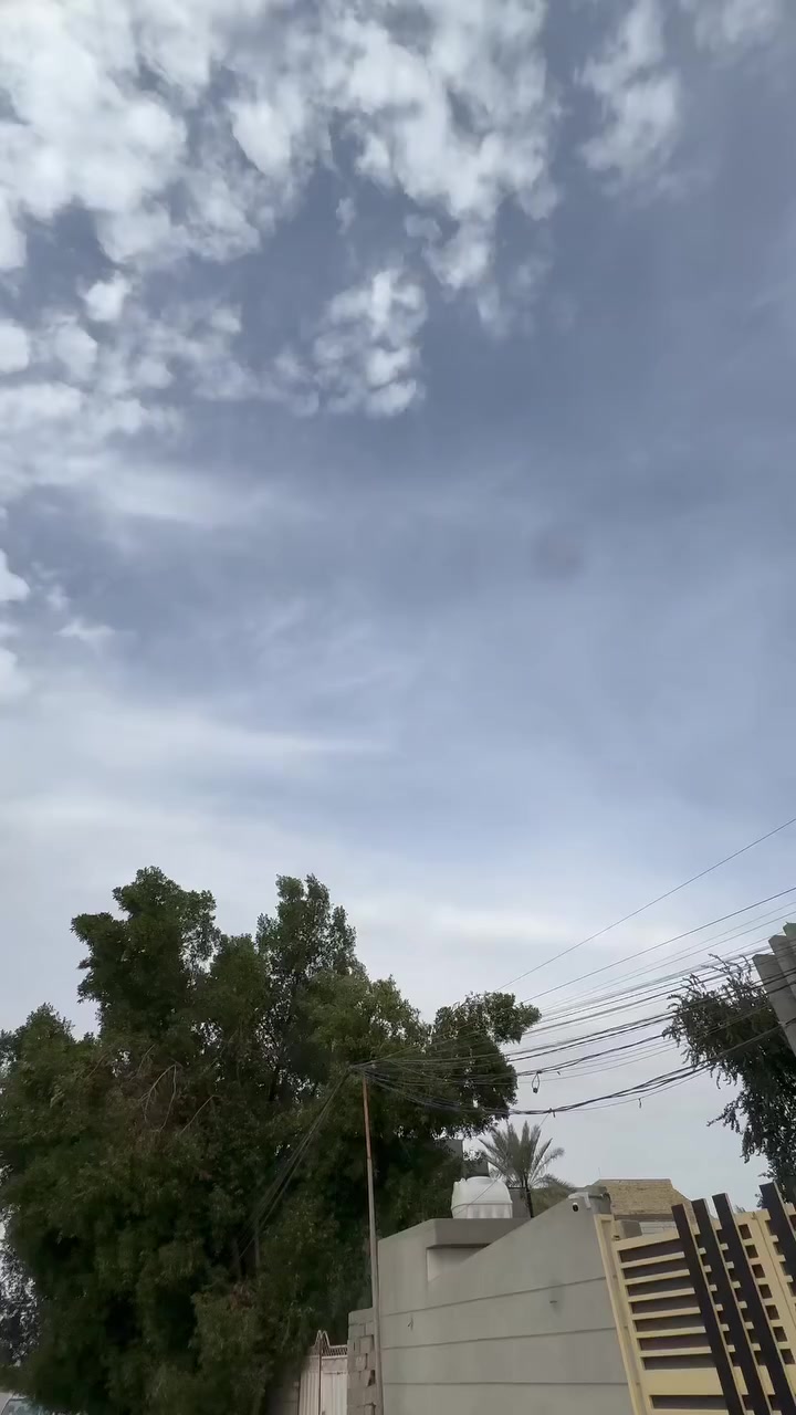 السلام عليكم 

النترا موديل 2015 خليجي فول 
رقم بغداد الدولي  ب اسمي قبل سبوع سويته سنويه ل2031

(كفاله عدا باردين بسيطات كلش)

فتحه 
شاشه جبيره 
قطعتين تبريد
مري شفط 
اشاير ب المري 
لدات اماميه 
كامره خلفيه دواره 

ماشيه (١٣٣) حقيقي

سياره نضيفه كلش وعليها ادامه وتخم تاير وارضيه مدوشمه جلد والكشنات 

للاستفسار ***********
