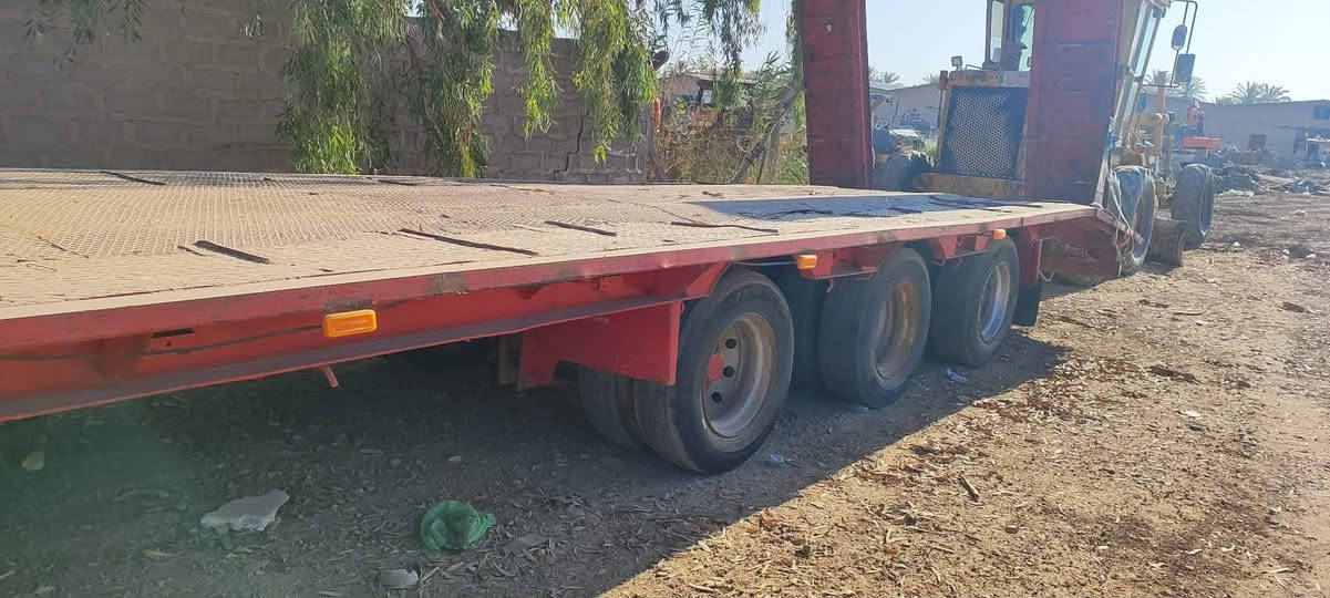 السلام عليكم
عربانه لودر للبيع الطول88 
قاعدة طبله مال حاصوده وياها... جكات هيدروليكية 
السعر 120 وبي مجال 
الاستفسارات الاتصال على الرقم *********** 
ما متواجد على الفيس اتصال فقط...
