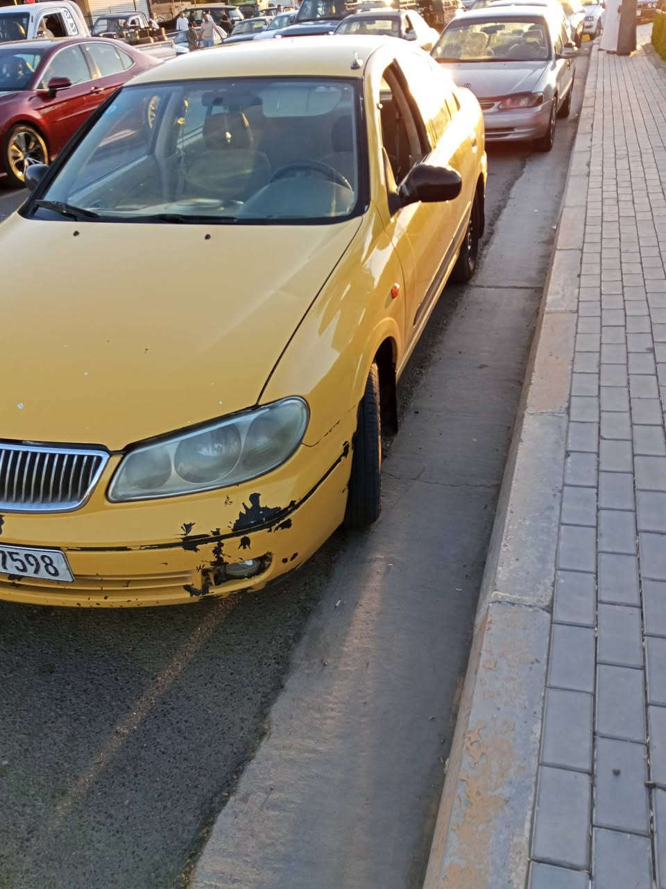 السلام عليكم من رخصت الادمن 
نسيان سني ياباني 2009 
تكسي الرقم الجديد بابل 
خليجيه السيارة 
صدر امامي خلفي كله قبل أسبوع شديته
محرك كير كله جديد غرامات مرور صفر
هيه مطولبه 69 الف
نقصه دعاميات امامي خلفي 
البكلايت الخلفي زوج 
للبيع السعر المطلوب 78 وبيه مجال 
للستفسار ***********
