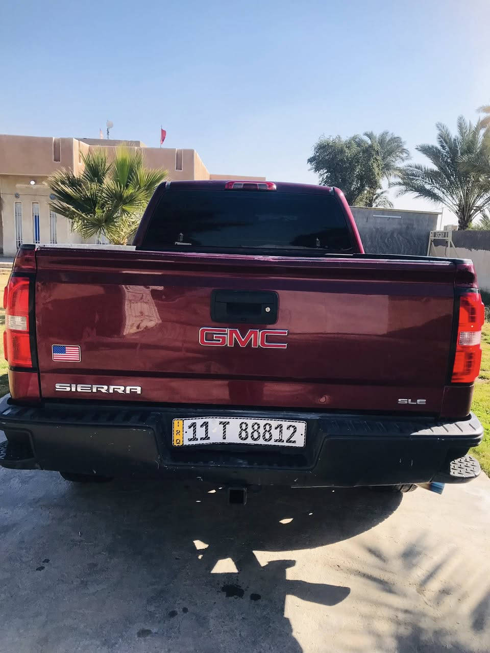 أسلام عليكم 
للبيع جي ام سي سيره 2014 وارد كندي بدي طويل لون ماروني ضرر جاملق امامي وبنيد والبدي مبدل سونار مرفق بلصور مكينة 6 سيارة جاهزة ومابيهة نقص 
السعر 160$ وبيهة مجال 
العنوان بغداد للاستفسار ***********
