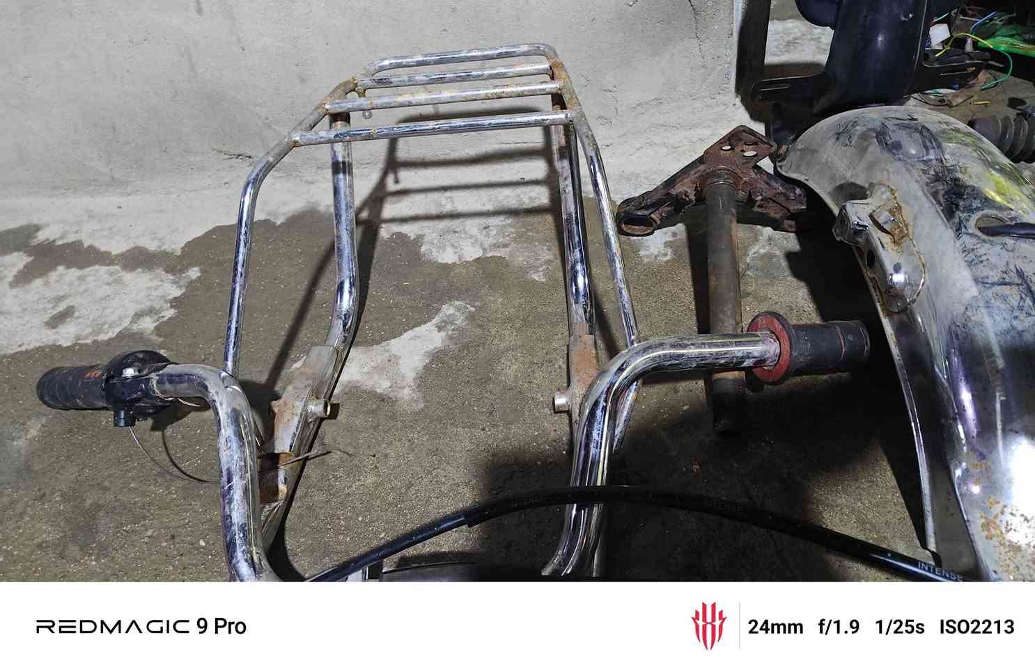 *********** واتساب وكزوز نضيف هم ويل وره هم موجود
