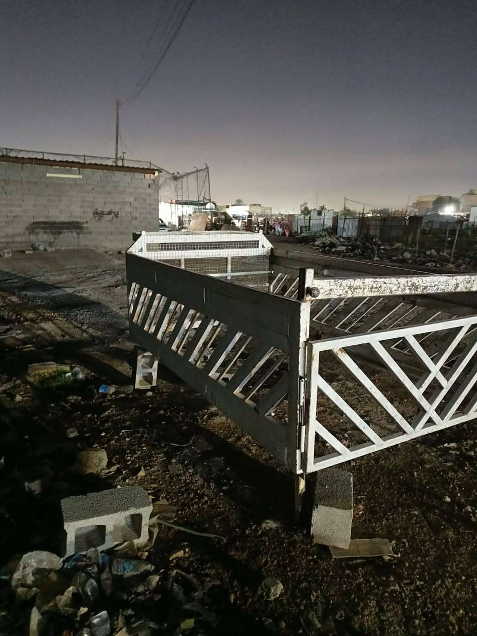 سلام عليكم محجر كيه نثيه العنوان شعب 350وبيه مجال ***********
