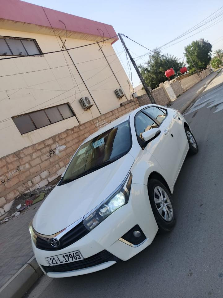 السلام عليكم كورلا موديل 2015 للبيع أو مراوس حسب القناعهً السعر 133لا تكلي شبيها مجال تعال كلب لسياره وقتنع بيها يله نخصم سعر وشوف خواتها. ابيش يله تخابرني 
سياره كفاله عامه وسونار كدامك إني ماخذا بيدي  بيها فقط حالوبات بسيطه
لسياره جديده بمعنه الكلامه 
كير ومكينه وحداديه 100 /100 شرط ترايها احله من لزيرو
تخم تاير جديد 100/100 لسياره ويل كب 5 
كشر لسياره نضافته 95 /100 لسياره معايزه برغي
رقم سليمانيه نكليزي مداور ثاني يوم أو نكتب عقد مرور 
مكان السياره العزيزيه 
***********اتصل واني خادم ماعندك تأخذها ابلاش  وصلو على محمد وال محمد
