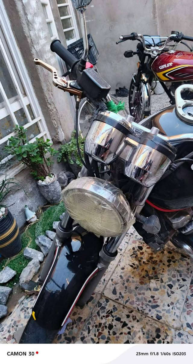 سلام عليكم دراجه بطح سيبي فور 400 /16ولف كفاله عامه دراجه خير من الله مكاني بغداد الحسينيه رقمي ***********اتصل أو بيك خير أو تدلل
